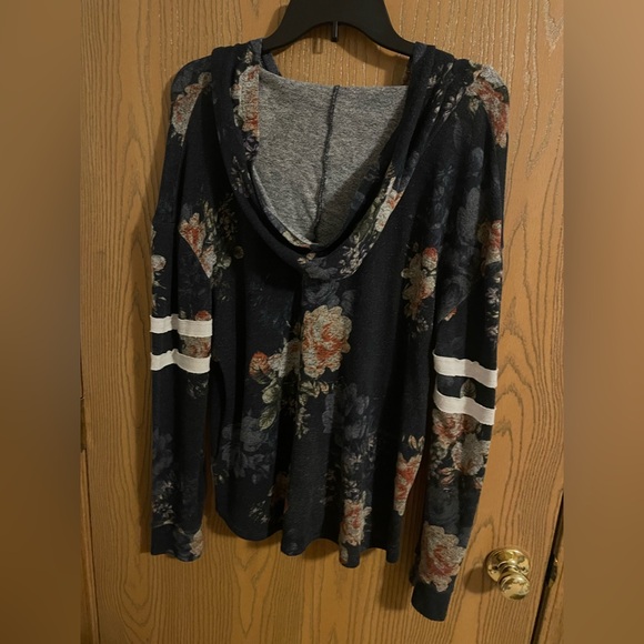 Maurices Navy Floral Hooded Top with Stripe Accents - Picture 5 of 7